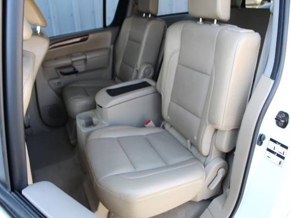 2011 Nissan Armada 4WD Platinum DVD* Navi* Sunroof* - cars & trucks... for sale in Louisville, KY – photo 11