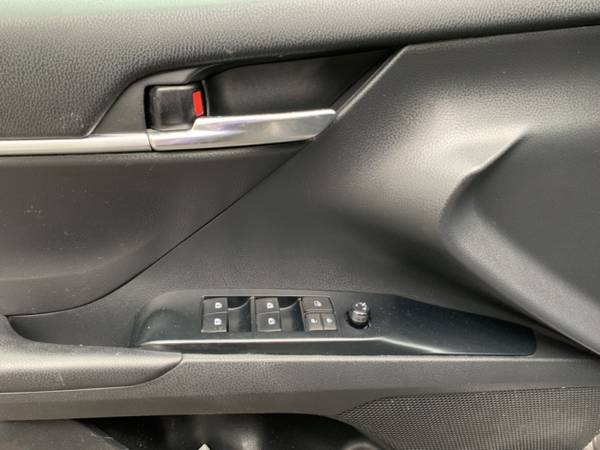 2019 Toyota Camry SE - cars & trucks - by dealer - vehicle... for sale in Brooklyn, NY – photo 14