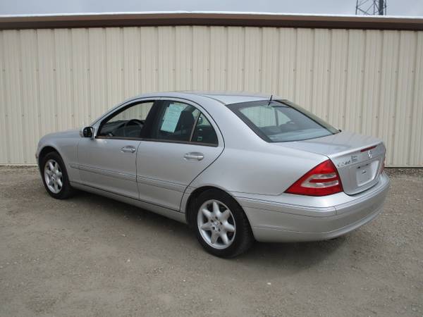 2002 Mercedes-Benz C-Class C240 Sedan - - by dealer for sale in Wilmington, OH – photo 5