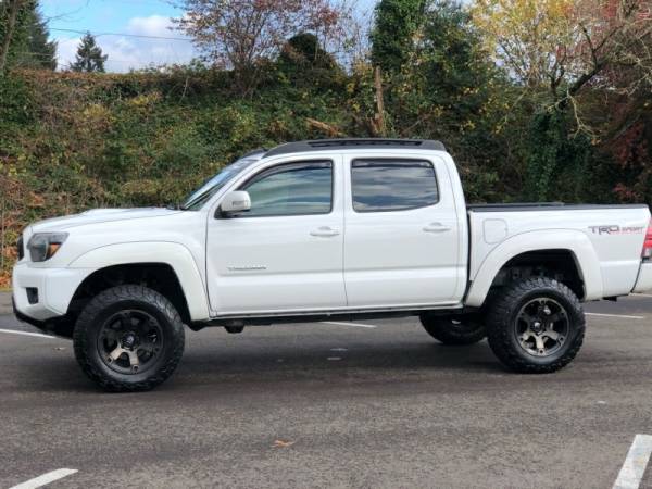 2015 Toyota Tacoma V6 4x4 4dr Double Cab 5.0 ft , 2016,2017,2018 -... for sale in Gladstone, WA – photo 6