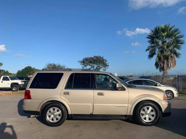 2005 LINCOLN NAVIGATOR - cars & trucks - by dealer - vehicle... for sale in Port Isabel, TX – photo 5