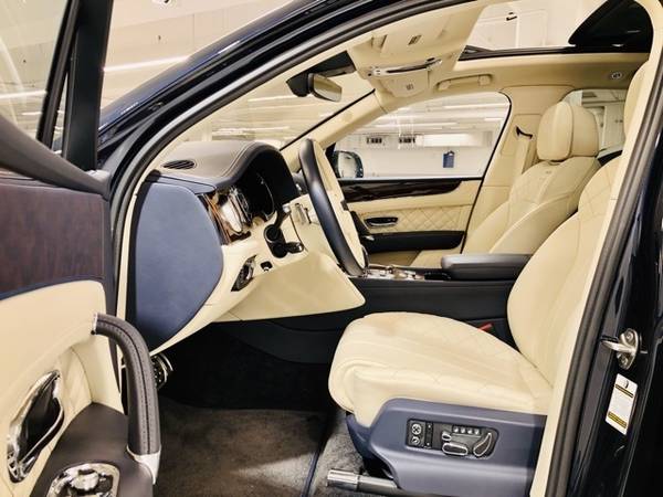 2017 Bentley Bentayga W12 for sale in Pittsburgh, PA – photo 6