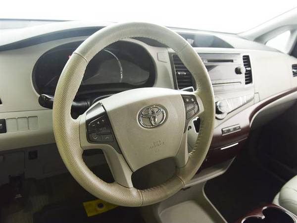 2014 Toyota Sienna XLE Minivan 4D mini-van Dk. Gray - FINANCE ONLINE for sale in Barrington, RI – photo 2