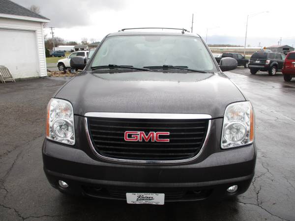 2010 gmc yukon - - by dealer - vehicle automotive sale for sale in spencer, WI – photo 2
