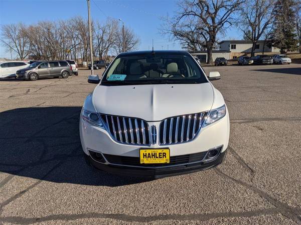 2012 Lincoln MKX AWD - cars & trucks - by dealer - vehicle... for sale in Webster, SD – photo 4