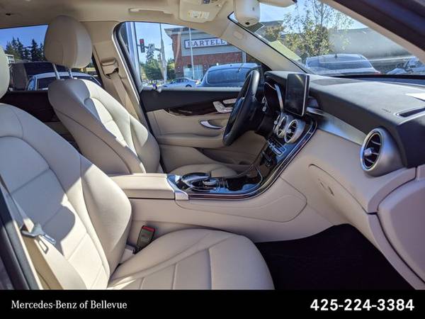 2017 Mercedes-Benz GLC GLC 300 AWD All Wheel Drive SKU:HV002511 -... for sale in Bellevue, WA – photo 22