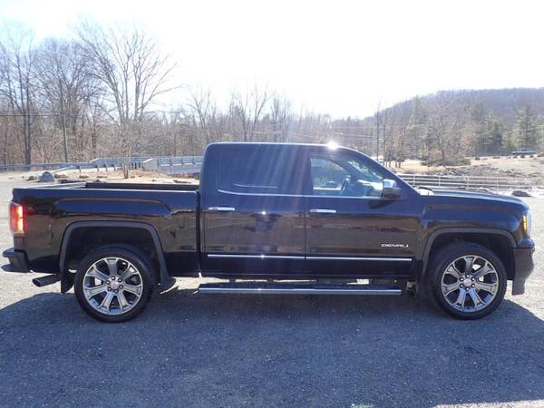 2016 GMC Sierra 1500 4WD Crew Cab 143 5 Denali CONTACTLESS PRE for sale in Storrs, CT – photo 9