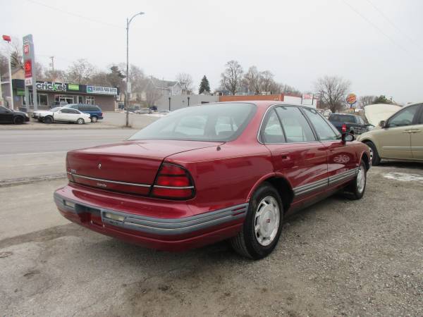 1994 Oldsmobile Eighty-Eight Royale 4dr 9 - - by for sale in Omaha, NE – photo 3