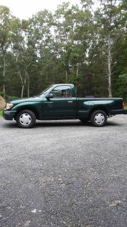 2000 Toyota Tacoma step-side for sale in Charlestown, RI