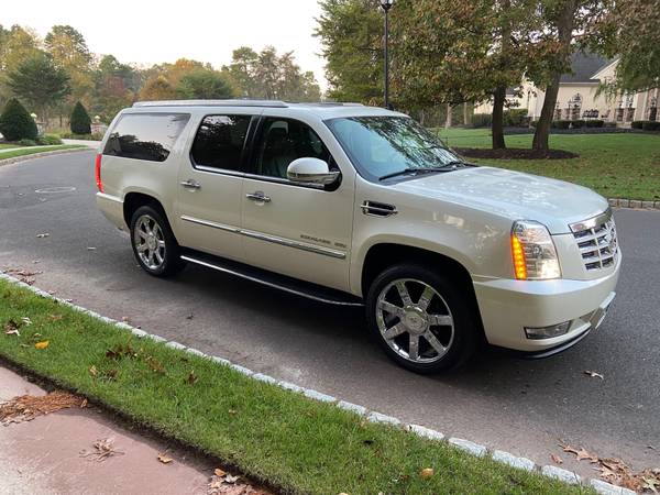 2011 CADILLAC ESCALADE ESV - cars & trucks - by owner - vehicle... for sale in Sewell, NJ – photo 4