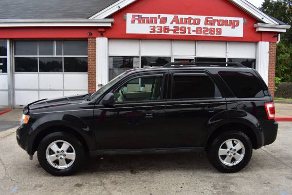 2011 FORD ESCAPE XLT 4X4 3.0 V6 WITH 139,000 MILES**UNBEATABLE... for sale in Greensboro, NC – photo 2