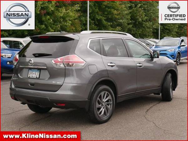 2016 Nissan Rogue SL for sale in Maplewood, MN – photo 6