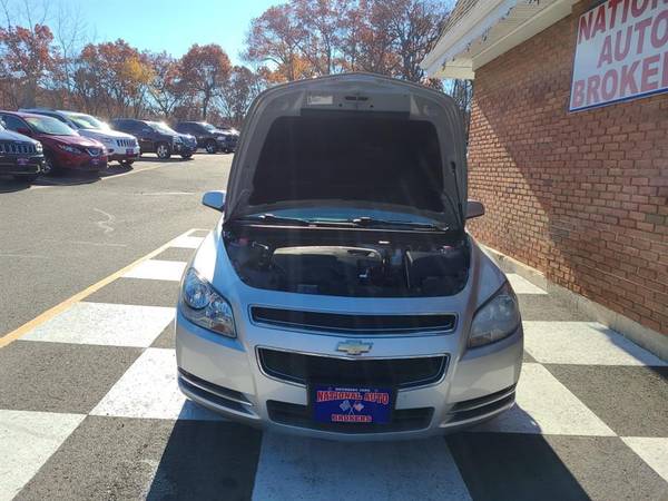 2009 Chevrolet Chevy Malibu 4dr Sdn LT (TOP RATED DEALER AWARD 2018... for sale in Waterbury, NY – photo 9