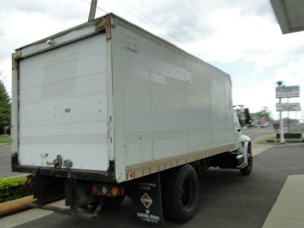 2005 International 4400 - - by dealer - vehicle for sale in Warminster, PA – photo 6