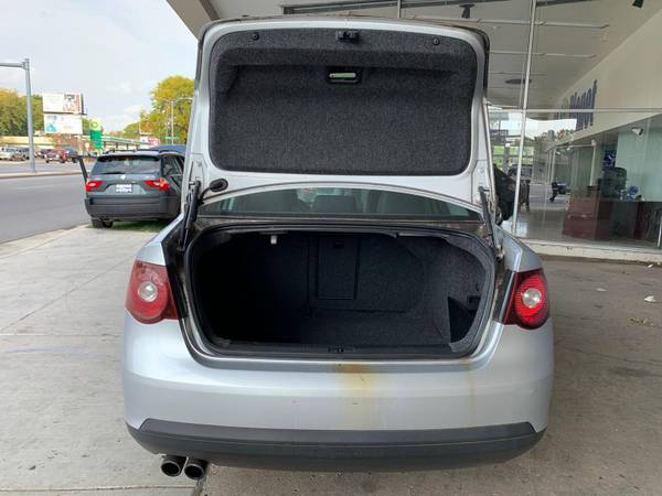 2008 VOLKSWAGEN JEETA - cars & trucks - by dealer - vehicle... for sale in MILWAUKEE WI 53209, WI – photo 8