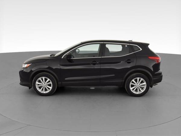 2017 Nissan Rogue Sport S Sport Utility 4D hatchback Black - FINANCE... for sale in Washington, District Of Columbia – photo 5