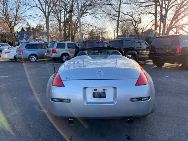 2004 Nissan 350Z Touring Roadster 6 Speed RWD Excellent Condition for sale in Centereach, NY – photo 6