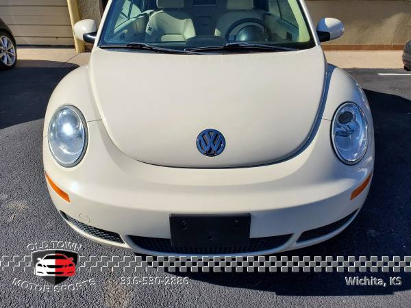 2007 Volkswagen Beetle Convertible - New Top, Leather, Low Miles!! -... for sale in Wichita, OK – photo 6