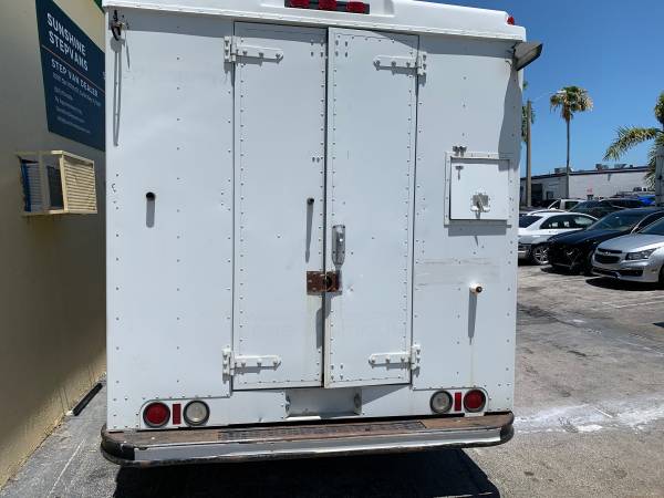 1998 GMC P35 Chevy step van food/business truck - - by for sale in Miami Gardens, FL – photo 3