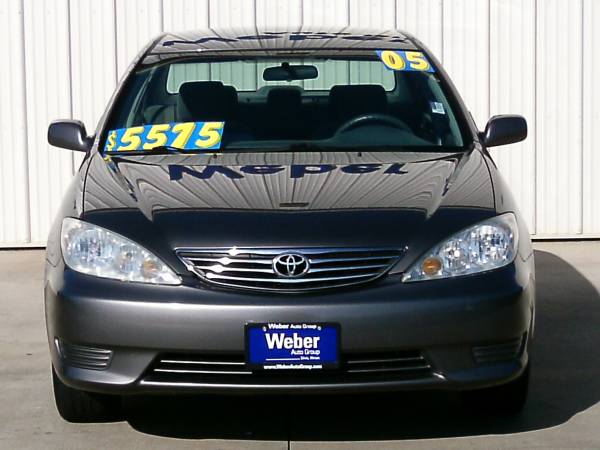 2005 Toyota Camry-EXTREMELY AFFORDABLE AND RELIABLE! for sale in Silvis, IA – photo 4