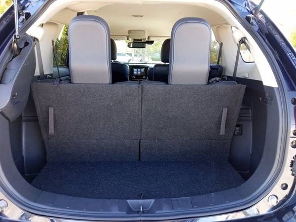 2020 Mitsubishi Outlander SEL 2WD w/3rd Row - - by for sale in Wilmington, NC – photo 24