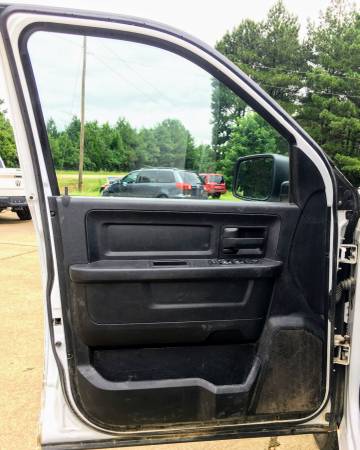 2013 RAM 1500 ST 4WD Bed Cover (White) Work Truck $11,500 w/2,000 down for sale in Brandon, MS – photo 8