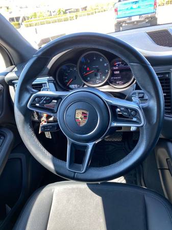 2017 Porsche Macan for sale in milwaukee, WI – photo 7