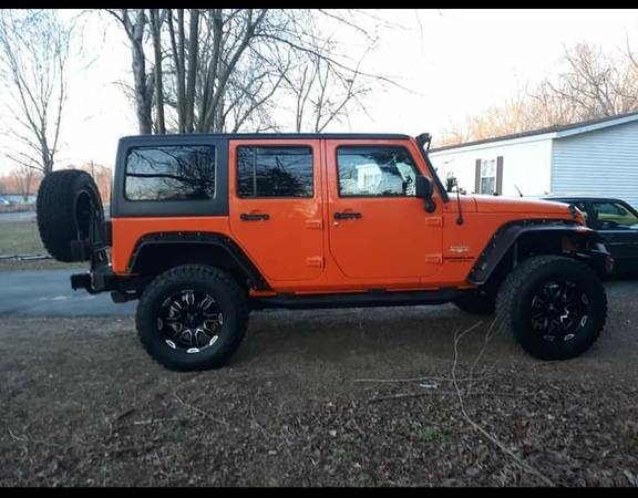 2013 Unlimited Jeep Wrangler Sahara - cars & trucks - by owner -... for sale in Clayton, DE – photo 3