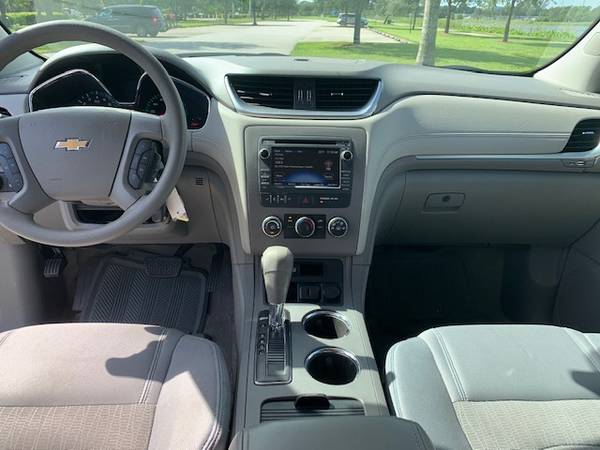 CHEVY TRAVERSE, SUV, 3RD ROW, ONE OWNER, CLEAN CAR FAX, PERFECT -... for sale in Boca Raton, FL – photo 12