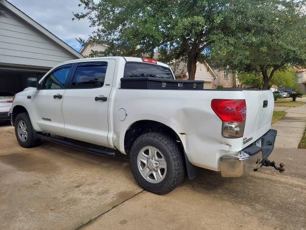 2008 TOYOTA TUNDRA SR5 5.7L V8 CREWMAX! ONE OWNER - cars & trucks -... for sale in smithville, TX – photo 20