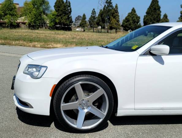 2015 Chrysler 300 Limited sedan Bright White Clearcoat - cars & for sale in Salinas, CA – photo 7
