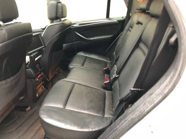 2011 BMW X5 - 3rd Row - cars & trucks - by owner - vehicle... for sale in Springfield, OH – photo 10