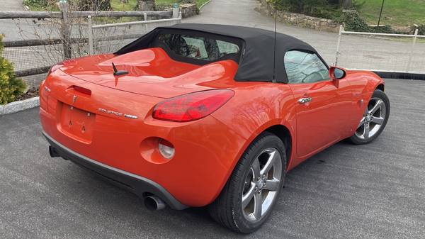 2008 Pontiac Solstice GXP - Low Miles ! for sale in Bronxville, NY – photo 5