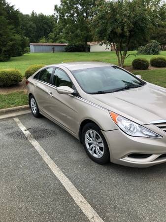 2011 Hyundai Sonata - cars & trucks - by owner - vehicle automotive... for sale in Alamance, NC – photo 3