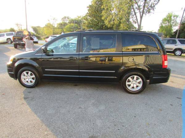 2010 CHRYSLER TOWN & COUNTRY for sale in Pensacola, FL – photo 6