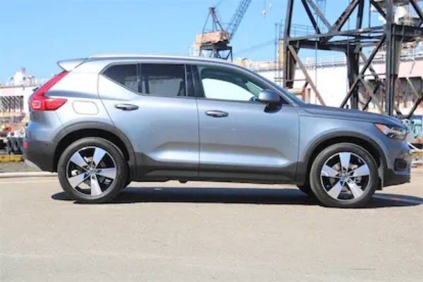 Certified 2019 Volvo XC40 T5 - - by dealer - vehicle for sale in San Francisco, CA – photo 4