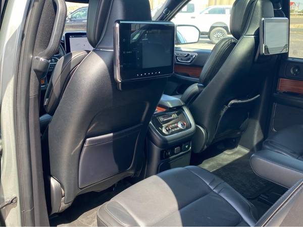 2019 Lincoln Navigator Reserve - - by dealer - vehicle for sale in Andrews, TX – photo 10
