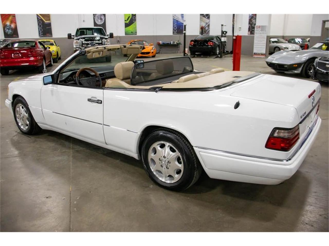 1995 Mercedes-Benz E320 for sale in Kentwood, MI – photo 89