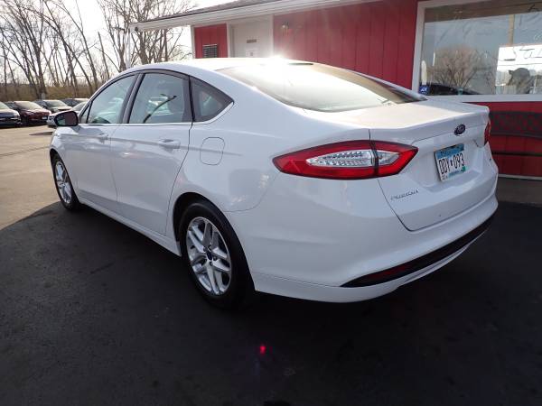 2016 Ford Fusion SE 4dr Sedan - cars & trucks - by dealer - vehicle... for sale in Savage, MN – photo 4