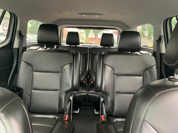 ★★★ 2018 GMC Acadia SLT / Captain Seats! / Black Leather! ★★★ for sale in Grand Forks, SD – photo 14