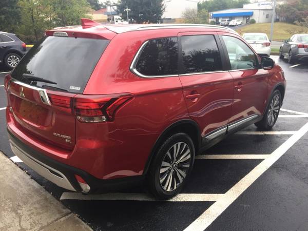 2019 Mitsubishi Outlander SEL S-AWC with Cargo Area Concealed Storage for sale in Fredericksburg, VA – photo 8