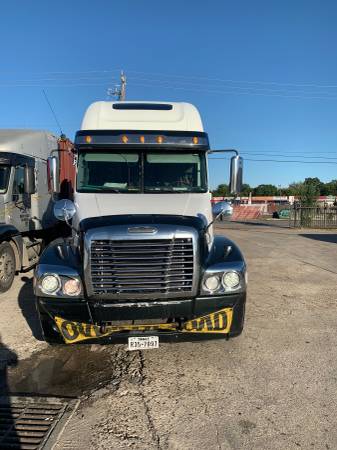 freightliner for sale in Houston, TX – photo 4