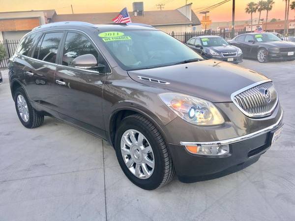 2011 Buick Enclave - Financing Available! for sale in BLOOMINGTON, CA – photo 3