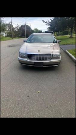 Original 1998 Cadillac Seville Low Miles !! - cars & trucks - by... for sale in New Haven, CT – photo 4
