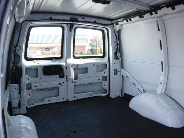 2018 *Chevrolet* *Express* *2500* Cargo Van for sale in Ephrata, PA – photo 8