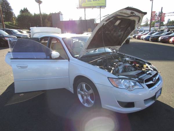 2008 Subaru Legacy H4 Auto *PEARL WHITE* RUNS AWESOME !!! - cars &... for sale in Milwaukie, OR – photo 24