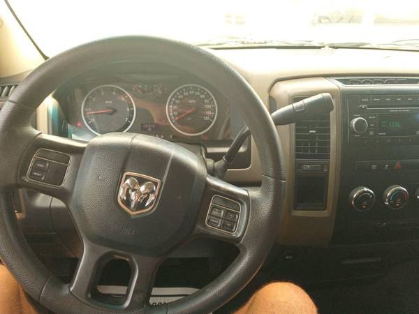 2012 RAM 1500 SLT QUAD CAB GORGEOUS!! HEMI!! - cars & trucks - by... for sale in New Port Richey , FL – photo 12