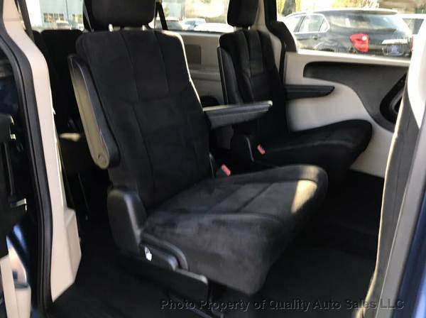 2011 Dodge Grand Caravan*Stow'n Go Seating*Third Row* for sale in Anchorage, AK – photo 16