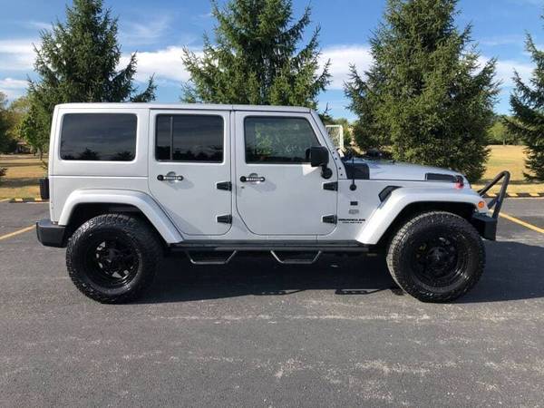 **2011 JEEP WRANGLER UNLIMITED 70TH ANNIVERSARY! FINANCING... for sale in Maywood, IL – photo 3