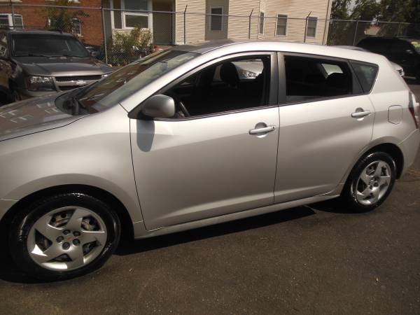 2009 toyota matrix - - by dealer - vehicle automotive for sale in West Hartford, CT – photo 3